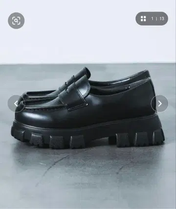 볼륨 밑창 블랙 로퍼 26.0