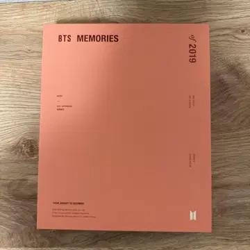 BTS MEMORIES 2019 DVD 포토북 세트