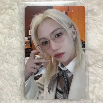 StrayKids 필릭스 자이언트 교세라 회장에서 한정판 12/7 흠집