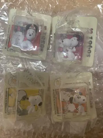 PEANUTS 패키지 미니어처 컬렉션 4개 세트