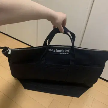 [정품] 마리메꼬 토트백 블랙 UUSI MATKURI