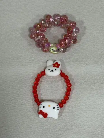 헬로키티 HELLO KITTY 액세서리 머리끈 팔찌 2개