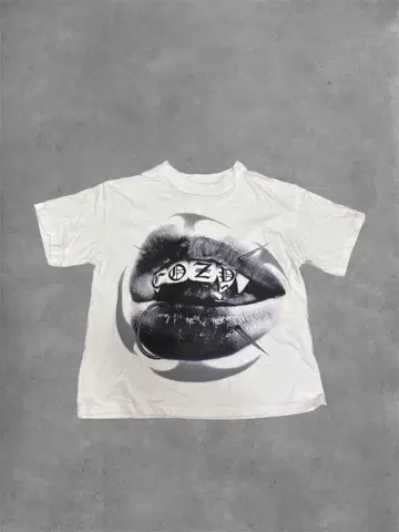 "cozy worldwide" 티셔츠