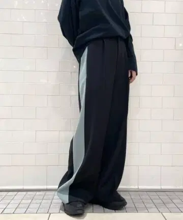 Ray BEAMS 사이드 라인 와이드 팬츠