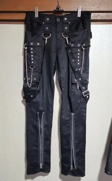CIVARIZE 서스펜더가 달린 본지티 스키니 카고 팬츠 사이즈 44