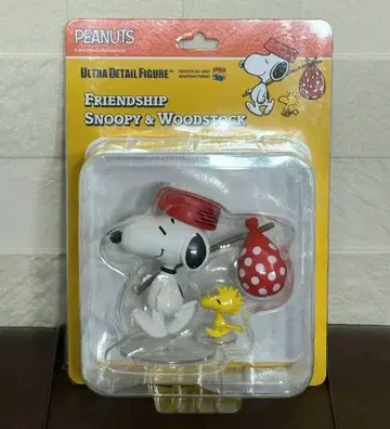 메디콤 토이 PEANUTS 스누피 우드스탁 피규어