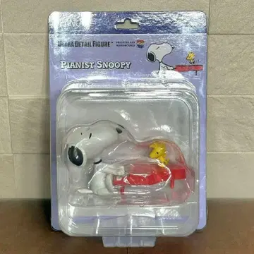 메디콤 토이 PEANUTS 스누피 우드스탁 피아노 피규어