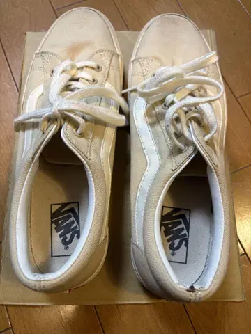 Vans 베이지 스니커즈 26.5cm