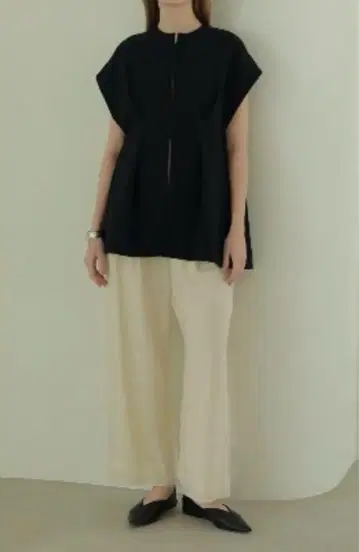 맨 오브 허리 라인 지퍼 스웨터 상의