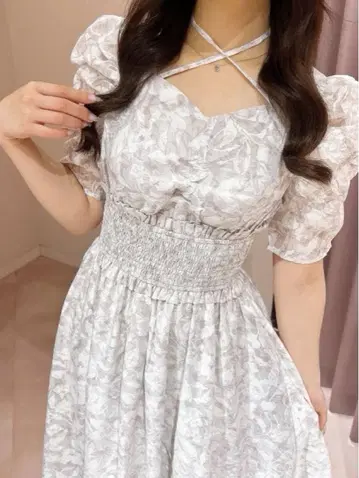 anmille 안미르 플라워 크로스 플레어 원피스 핑크