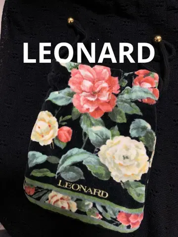 LEONARD 꽃무늬 백. 미사용 새상품. 복조리.