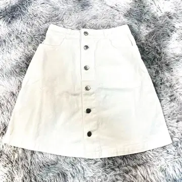 올리브데올리브 데님 스커트 (M) 미니 기장 앞 버튼 청바지 심플