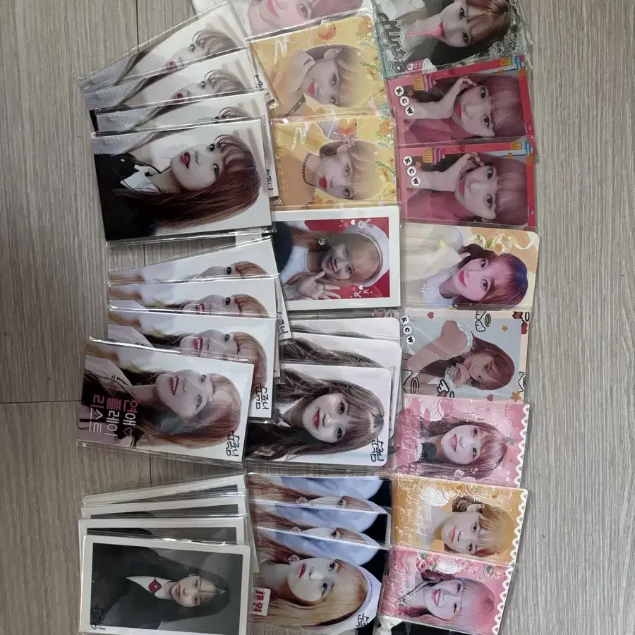 IZ*ONE 生写真　まとめ売り　全種類ヨコ　アップ　アザーカット IZ*ONE 生写真 まとめ売り 全種類ヨコ アップ アザーカット