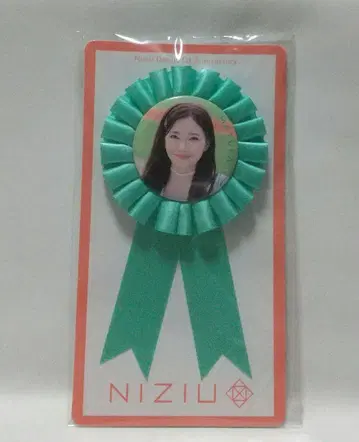 NiziU 마유카 로제트 캔 배치