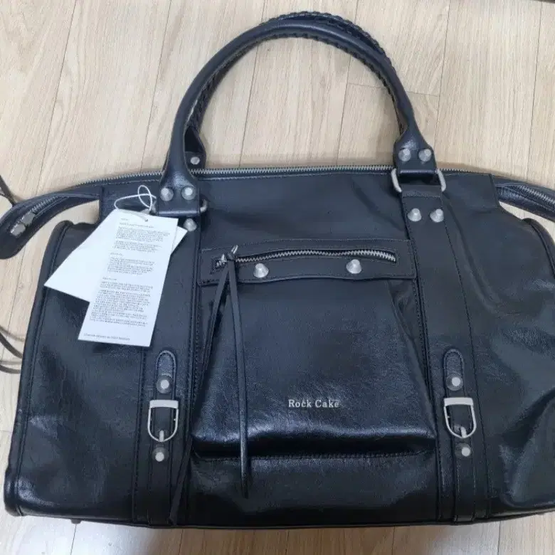 韓国商品/ROCKCAKE Big Diaz Bag MUSINSA | ROCKCAKE Big Diaz Bag - Burgundy