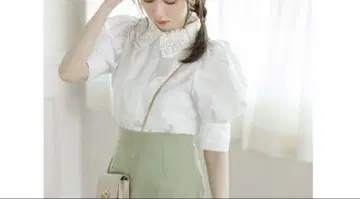 퍼프 슬리브 블라우스