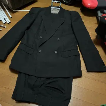 루이 페로 블랙 더블 수트
