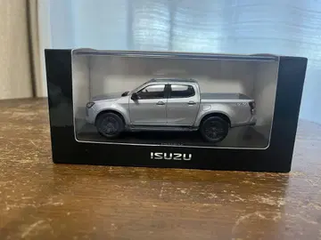 ISUZU D-MAX 실버 미니카 박스형