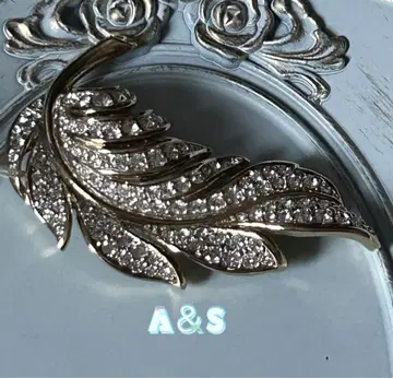 A&S 아트우드 & 소이어 크리스탈 리프 브로치