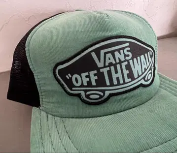 VANS 오프 더 월 트래커 캡 메쉬