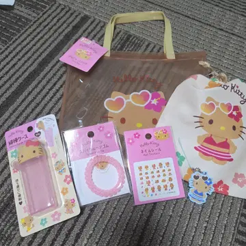 햇볕에 탄 키티 세리아 DAISO