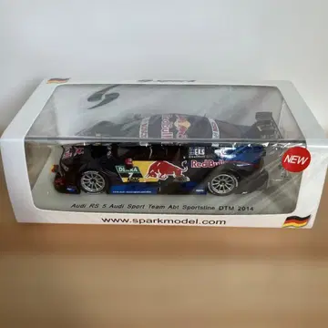 미개봉 아우디 RS 5 DTM 2014 레드불 300대 한정판