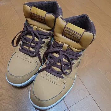 CONVERSE 브라운 하이컷 스니커즈