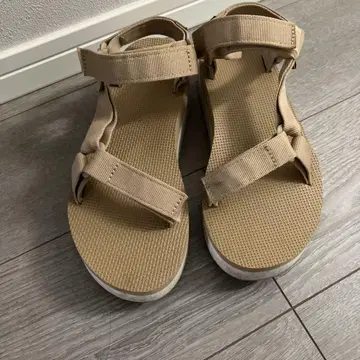 teva 베이지 스포츠 샌들 조정 가능