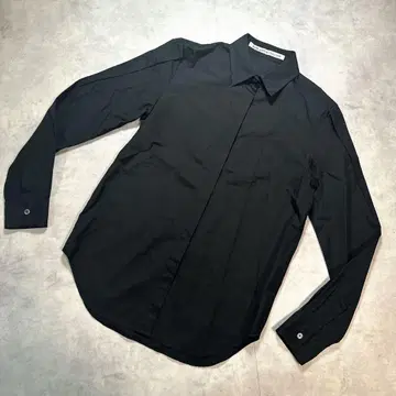 John Lawrence Sullivan 긴팔 셔츠 블랙 무지