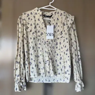 ZARA 프릴 옷깃 꽃무늬 블라우스 XS