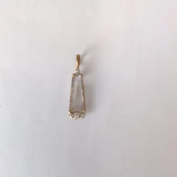 아가트 크리스탈과 다이아몬드 참