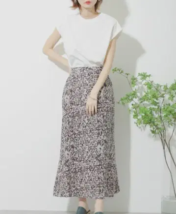 [새상품급] 센스 오브 플레이스 바이 어반 리서치 스커트