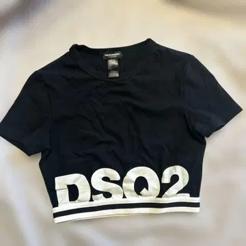 DSQUARED 디스퀘어드 블랙 크롭 상의