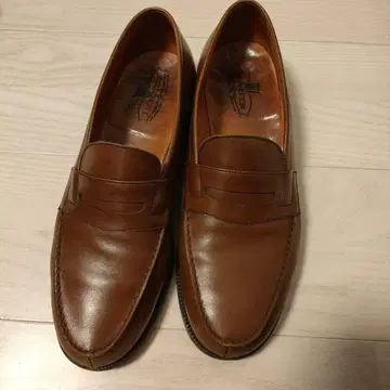 J.M. WESTON 브라운 로퍼