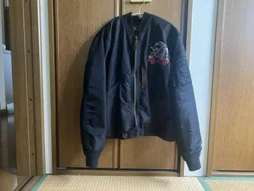Back Street MA-1 자켓
