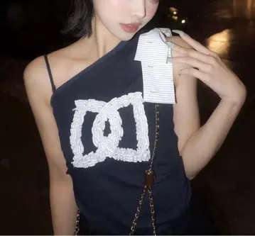 [당일 발송] 빅 리본 원숄더 상의 네이비 새상품 1점!