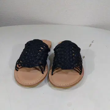 [ 23.5cm ] CEMONY 메쉬 가죽 샌들 블랙 컬러