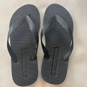 SLEEPERS 블랙 비치 샌들
