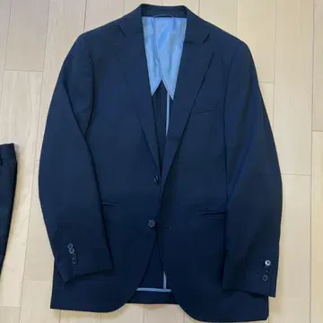 수트 컴퍼니 울트라 블랙 수트