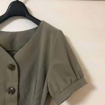 정가 5000엔 이상! INGNI 새시 포함 린넨 느낌의 페플럼