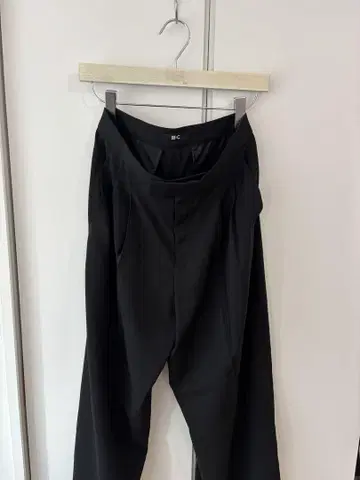 UNIQLO : C 감동 턱 와이드 팬츠 L