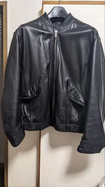 ZARA 가죽 봄버 자켓 블랙