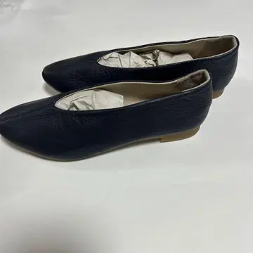 펌프스 천연 가죽 로우 힐 에마 일본제 네이비 22.5cm