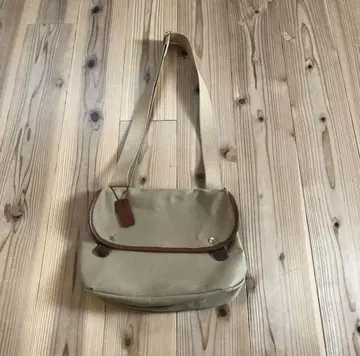 BRADY AVON 숄더백