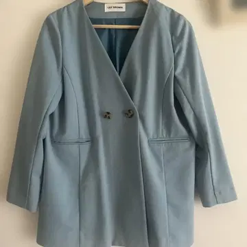 미착용 새상품 릴리 브라운 노카라 자켓