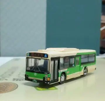 버스 컬렉션 도영 버스 오리지널 버스 세트에서 ISUZU 엘르가