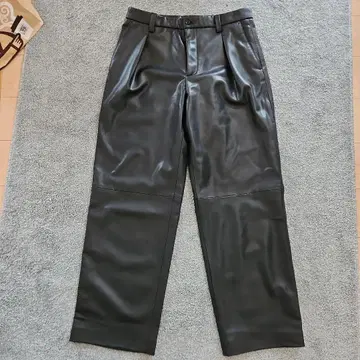 ZARA 자라 남성용 인조 가죽 팬츠 블랙 사이즈 32