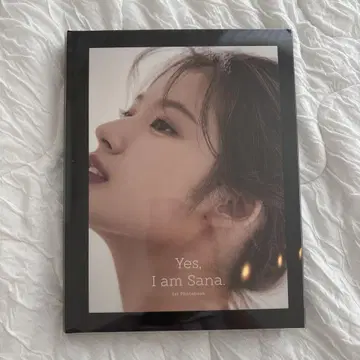Yes, I am Sana. 사진집