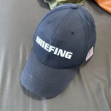 BRIEFING 네이비 캡 모자 브리핑