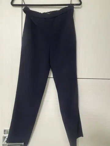 띠어리 네이비 슬랙스 허리밴딩